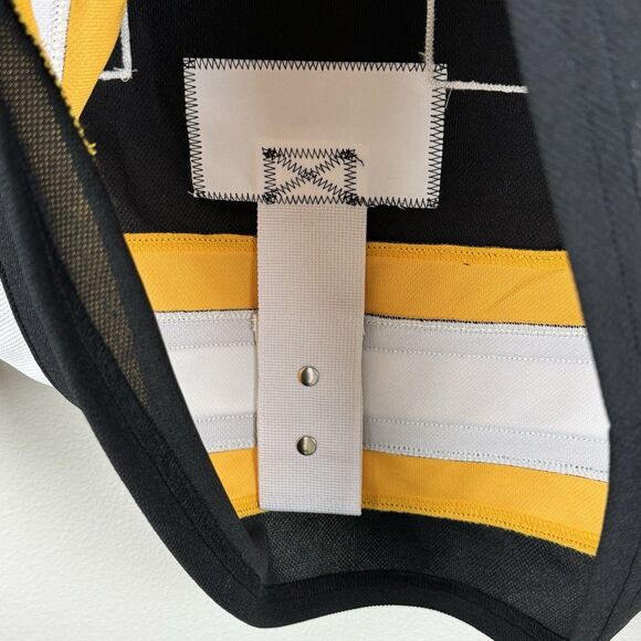 NHL Boston Bruins Fanatics Premium Jersey Men's 52 Stitched #74 DeBrusk - Picture 5 of 10